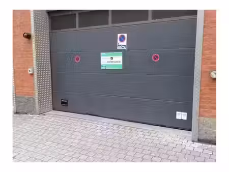 garage à louer à rue delaunoy 14/16 molenbeek-saint-jean (vbe79624)