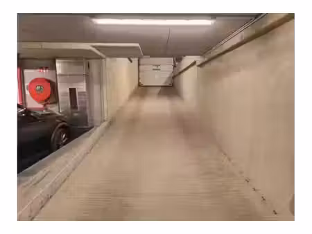 garage à louer à avenue de l'héliport 50 bruxelles (vbe79295)