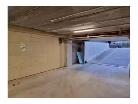 garage à louer à digue du canal 109 anderlecht (vbe79284)