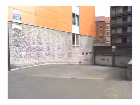 garage à louer à square apollo 1 schaerbeek (vbe79390)
