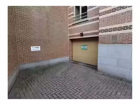 garage à louer à avenue de calabre 30 woluwe-saint-lambert (vbe79373)