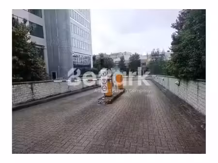 garage à louer à boulevard de la plaine 17 ixelles (vbe79400)