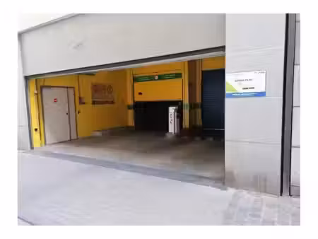 garage à louer à rue de naples 47 ixelles (vbe79413)