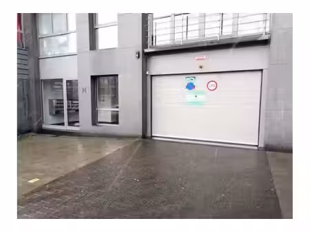 garage à louer à avenue albert desenfans 15 schaerbeek (vbe79468)