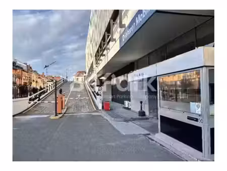garage à louer à rue du mail 50 ixelles (vbe79523)