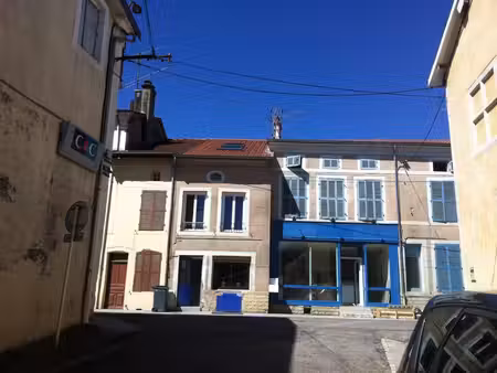 location appartement 3 pièces 59m² vaucouleurs 55140