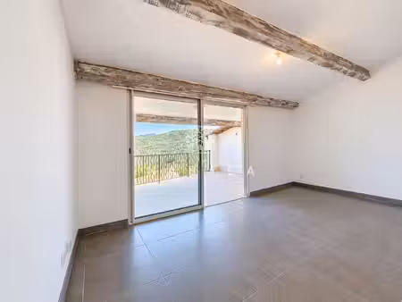 appartement village - à vendre
