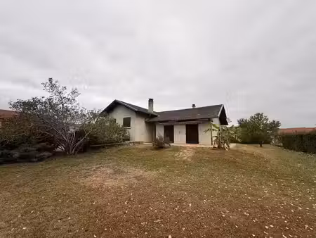location maison 5 pièces 110 m² à izeron (38160)  1 050 €