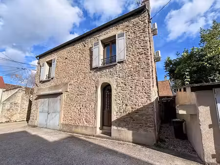 location maison 3 pièces 62.86 m² à mennecy (91540)  980 €