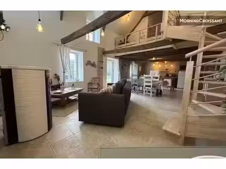 location meublée maison 2 pièces 150 m² à saint-thuriau (56300)  1 300 €