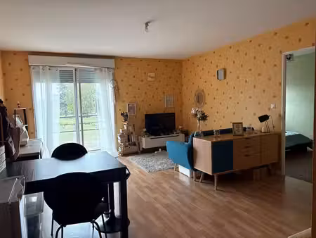 exclusivité : lanvallay : appartement de 47 m² avec ascenseur
