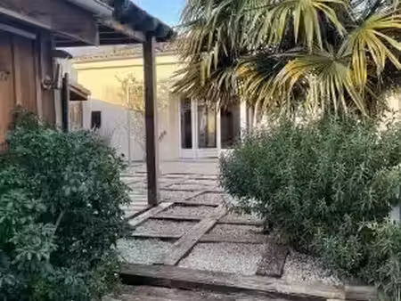 location meublée maison 5 pièces 170 m² à la teste-de-buch (33260)  2 265 €