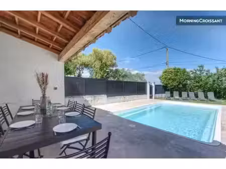 location meublée maison 8 pièces 140 m² à saint-privat-des-vieux (30340)  2 300 €