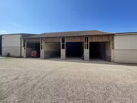 location locaux professionnels 0 pièces 89 m² à montfort-l'amaury (78490)  886 €