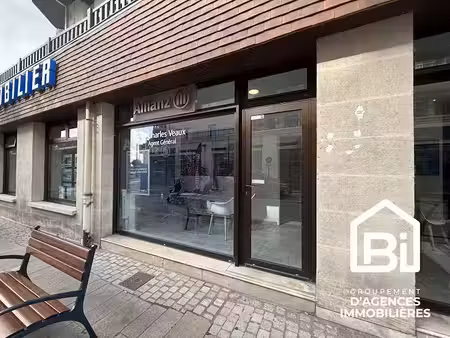 location locaux professionnels 2 pièces 22.75 m² à ouistreham (14150)  660 €