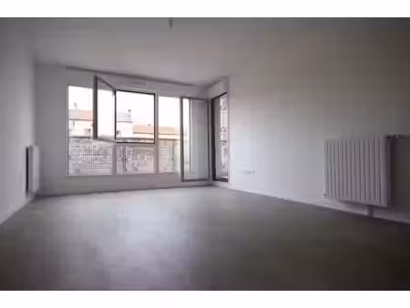 location appartement 3 pièces 60.87 m² à aubervilliers (93300)  1 247 €