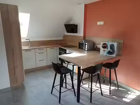 location meublée appartement 3 pièces 32.12 m² à concarneau (29900)  675 €