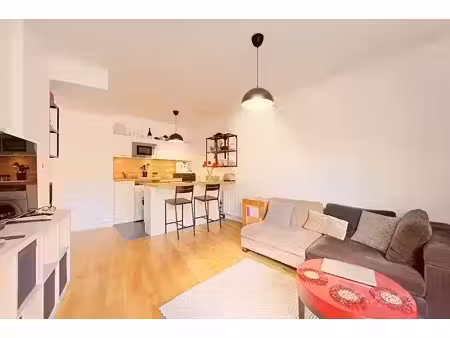 location meublée appartement 2 pièces 37.01 m² à saint-germain-en-laye (78100)  1 200 €