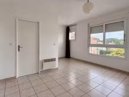 toulouse pradettes studio avec place de parking