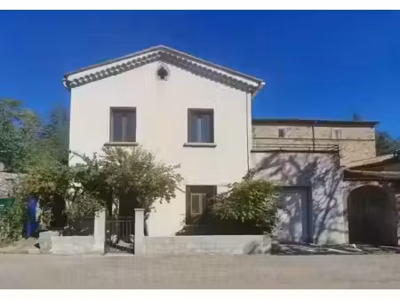 maison avec terrasse et garage