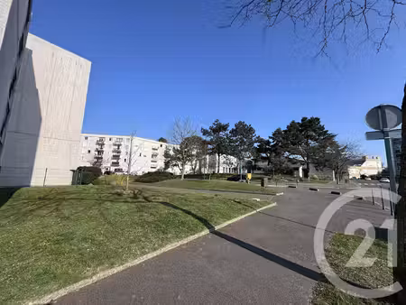 location appartement 4 pièces 82m² pontoise 95300