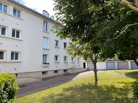location appartement 2 pièces 42m²