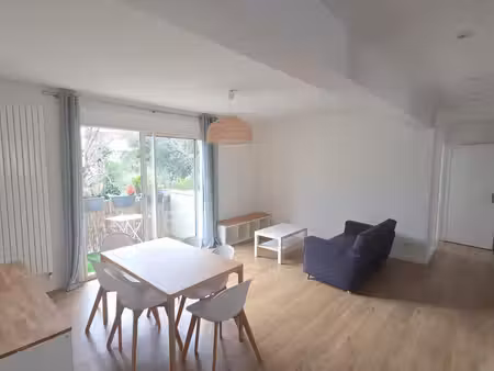 t3 rénové de 75m2 à compans caffarelli / amidonnier avec ba