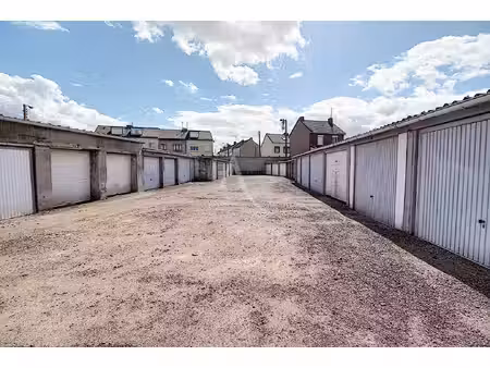 location parking / box  18.00m²  dechy