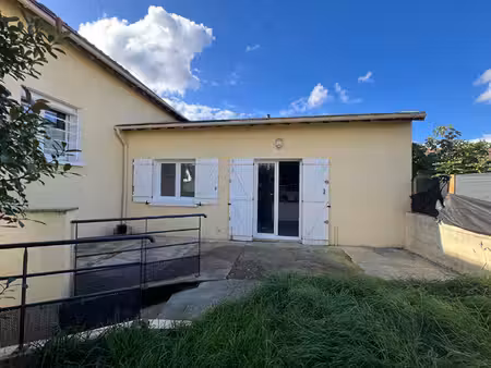 location appartement 2 pièces  29.50m²  ozoir