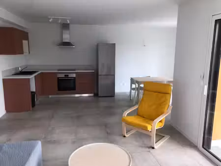 location appartement 3 pièces  74.70m²  tiercé