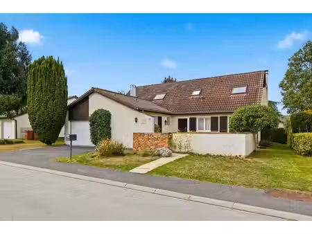maison familiale - 215 m² au sol -5 ch - jardin de plain pied - dpe d