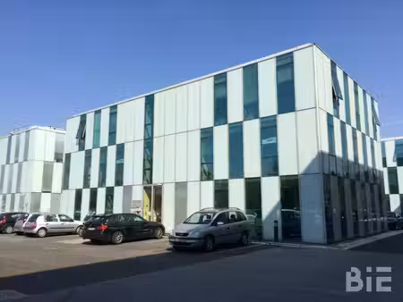 location bureaux 245m²
