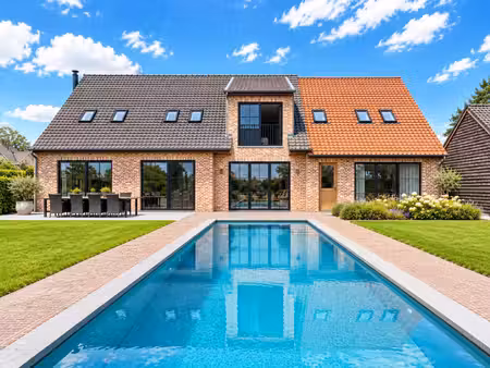 huis te koop in brakel met 5 slaapkamers