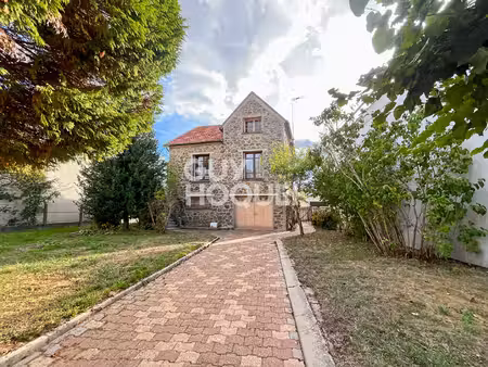 maison à vendre à fontenay trésigny - 5pièces  3 chambres