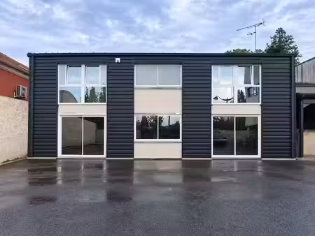 vente locaux professionnels 6 pièces 148 m² à bourges (18000)  299 250 €