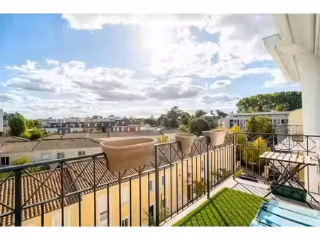 appartement 3 pièces de 50 m² à bordeaux