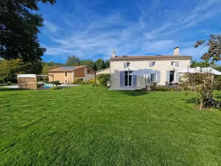 maison de luxe 5 chambres en vente à cartelègue  nouvelle-aquitaine