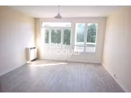 appartement 3 pièce(s) 55 m2 76410