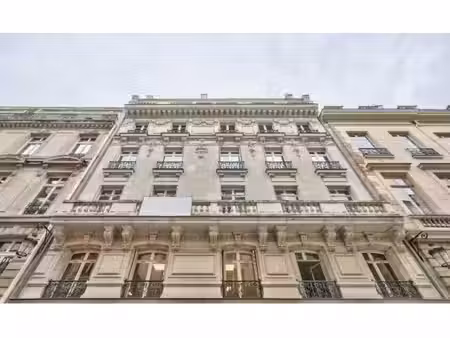 location bureaux 158m²