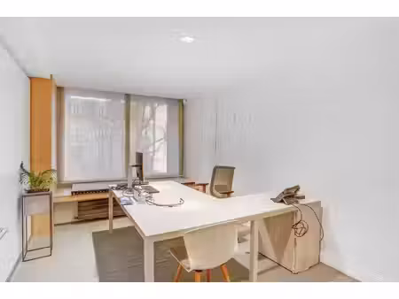 location bureaux paris 75016 124m²