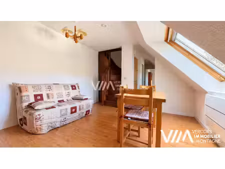 lans-en-vercors – charmant t2 duplex en centre-village – vue