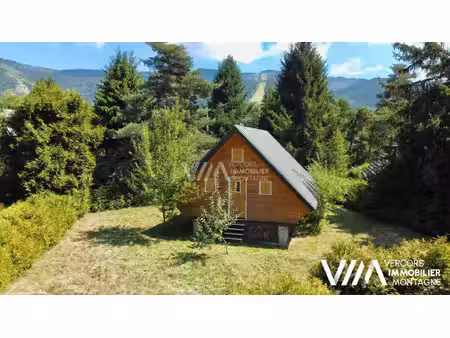authentique chalet chaloin à deux pas du centre de lans-en-verc