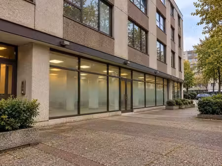 location commerce creteil 94000 997m²