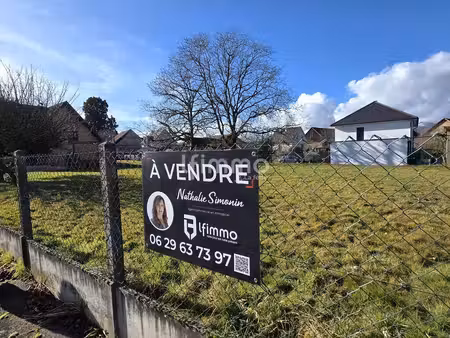 beau terrain constructible au calme