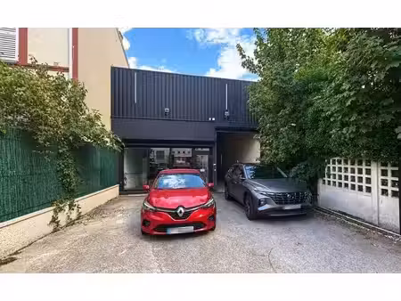 location local d’activités colombes 92700 496m²