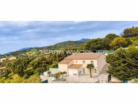 vente villa 4 pièces 220 m² à ajaccio (20000)  595 000 €