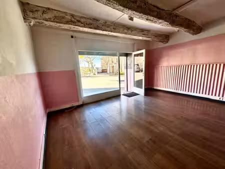 location local commercial 25m² montauroux 83440