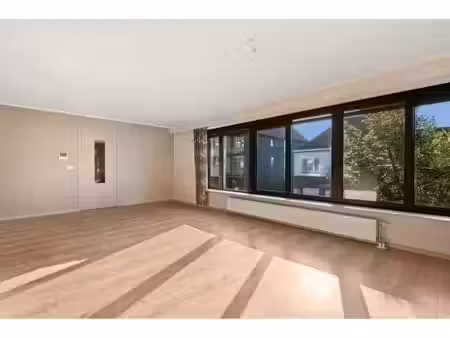 appartement à vendre à kortrijksesteenweg 70 harelbeke (rbx16579)
