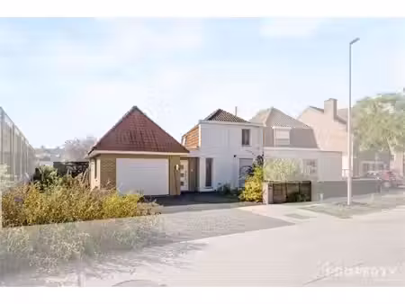 huis te koop in harelbeke met 3 slaapkamers