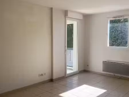 location appartement 2 pièces 37m² cognac 16100